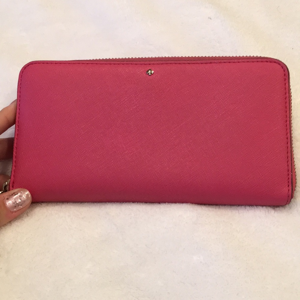 Pink Wallet. Taking offers!
